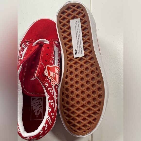 NIB VANS Unisex Red Logo Old Skool Sneakers Lace Up Tennis Shoes - Size 2.5 - Picture 10 of 10